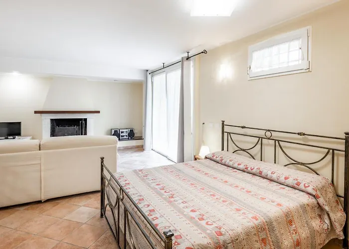 Apartamento Oak House With Parking